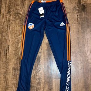 FC Cincinnati adidas pants mens small, new with tags!